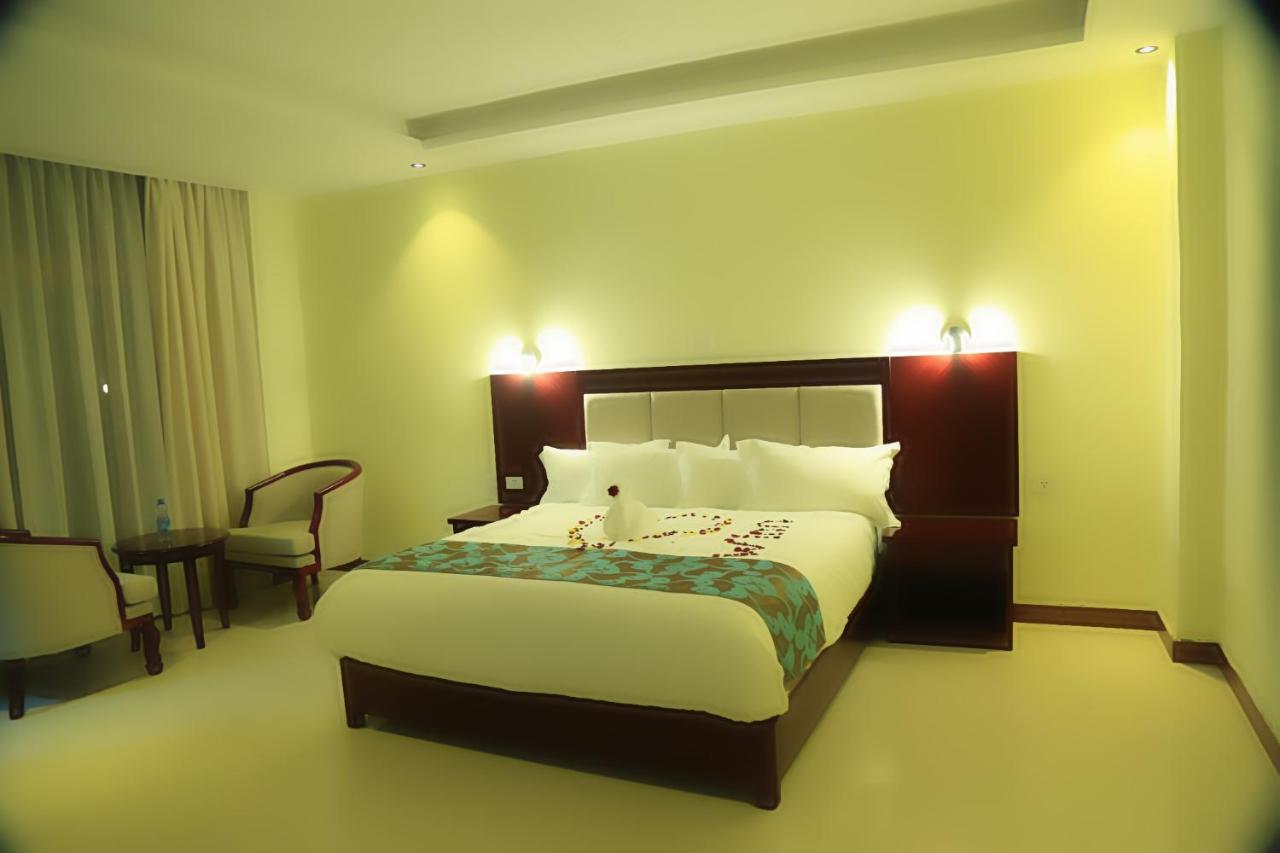 Winn Hotel - バハルダール エクステリア 写真